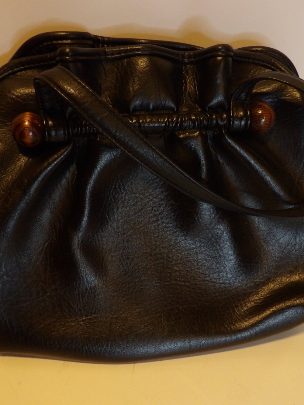 + Vintage Black Leather Women's Dual Shoulder Strap Handbag/Purse